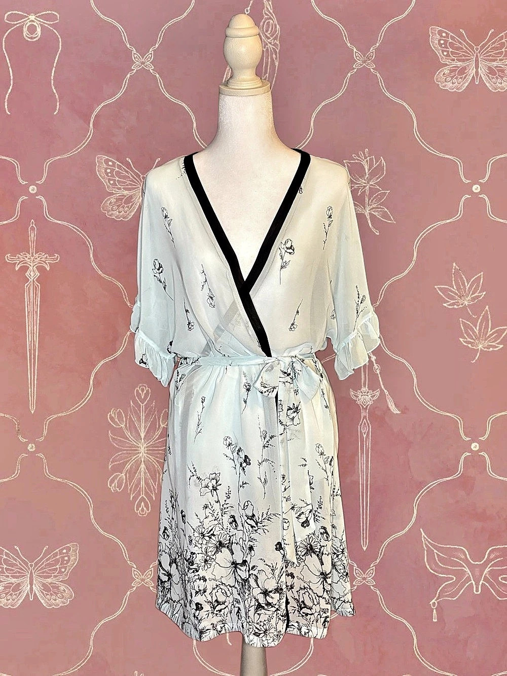 Dainty Floral Robe